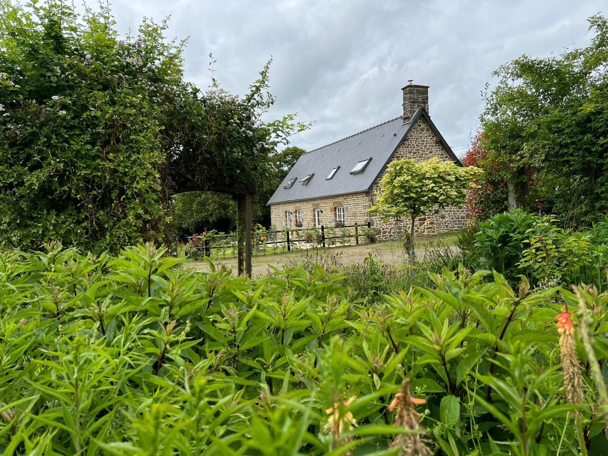 Maison De La Grange, Chaulieu Sourdeval Zewnętrze zdjęcie